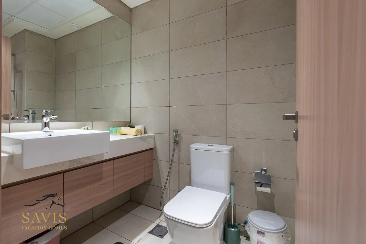 Cozy Brand New Studio In Meydan Dubai United Arab Emirates